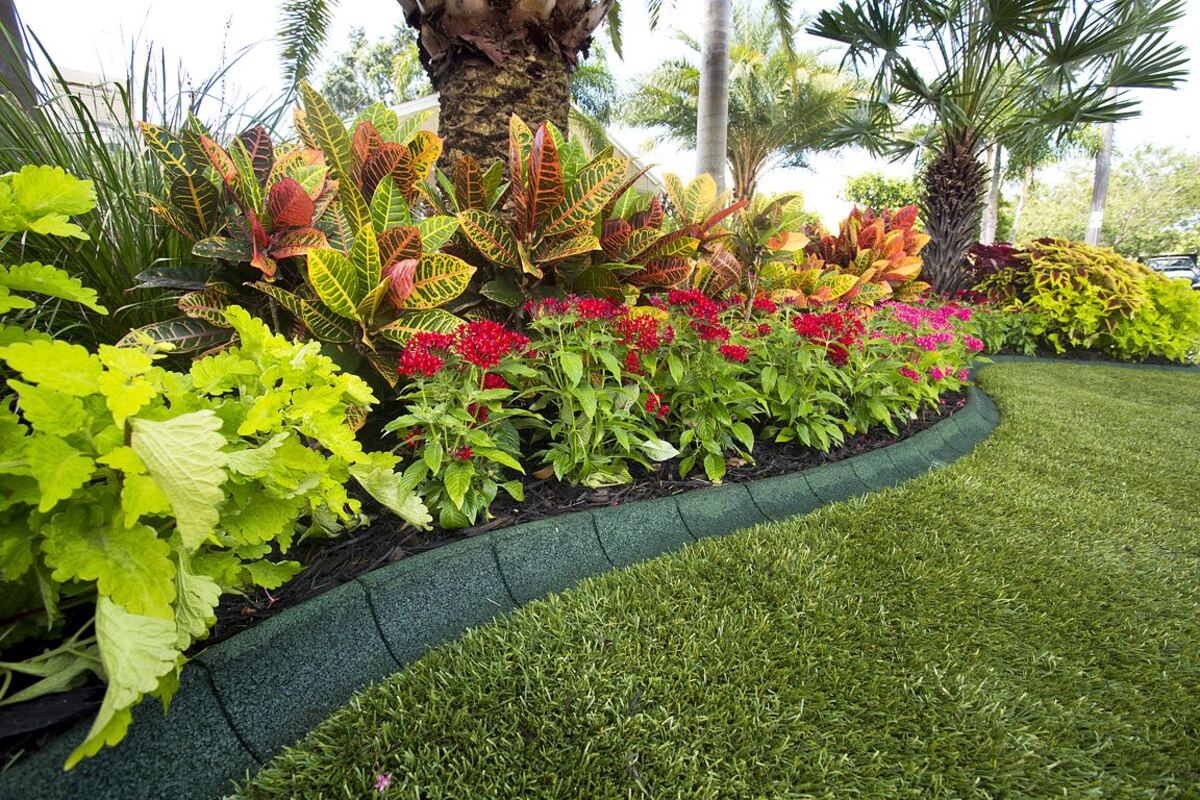 8 Unbelievable Rubber Landscaping Edging for 2024