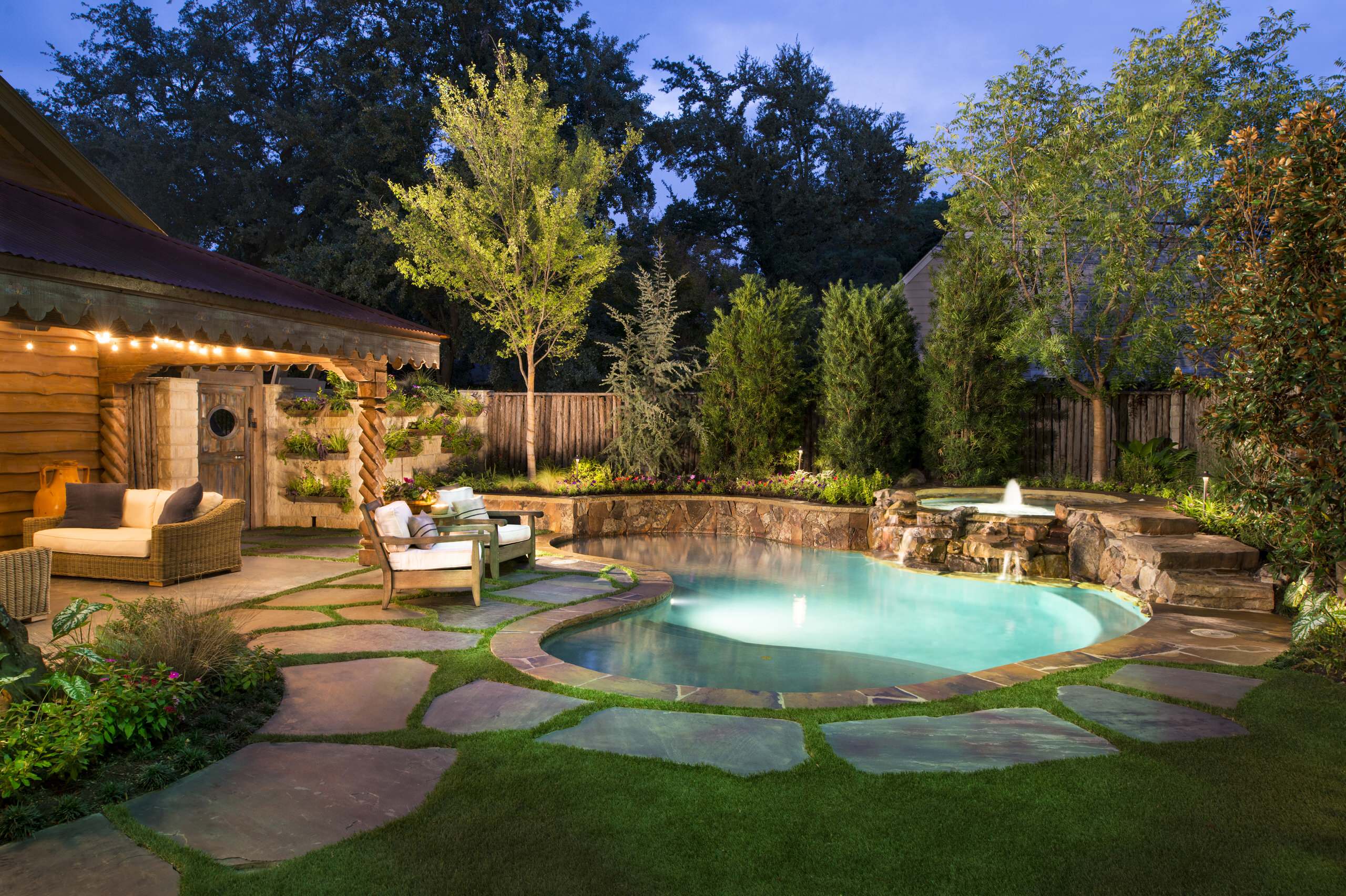 How Much Does It Cost To Build A Pool In Your Backyard