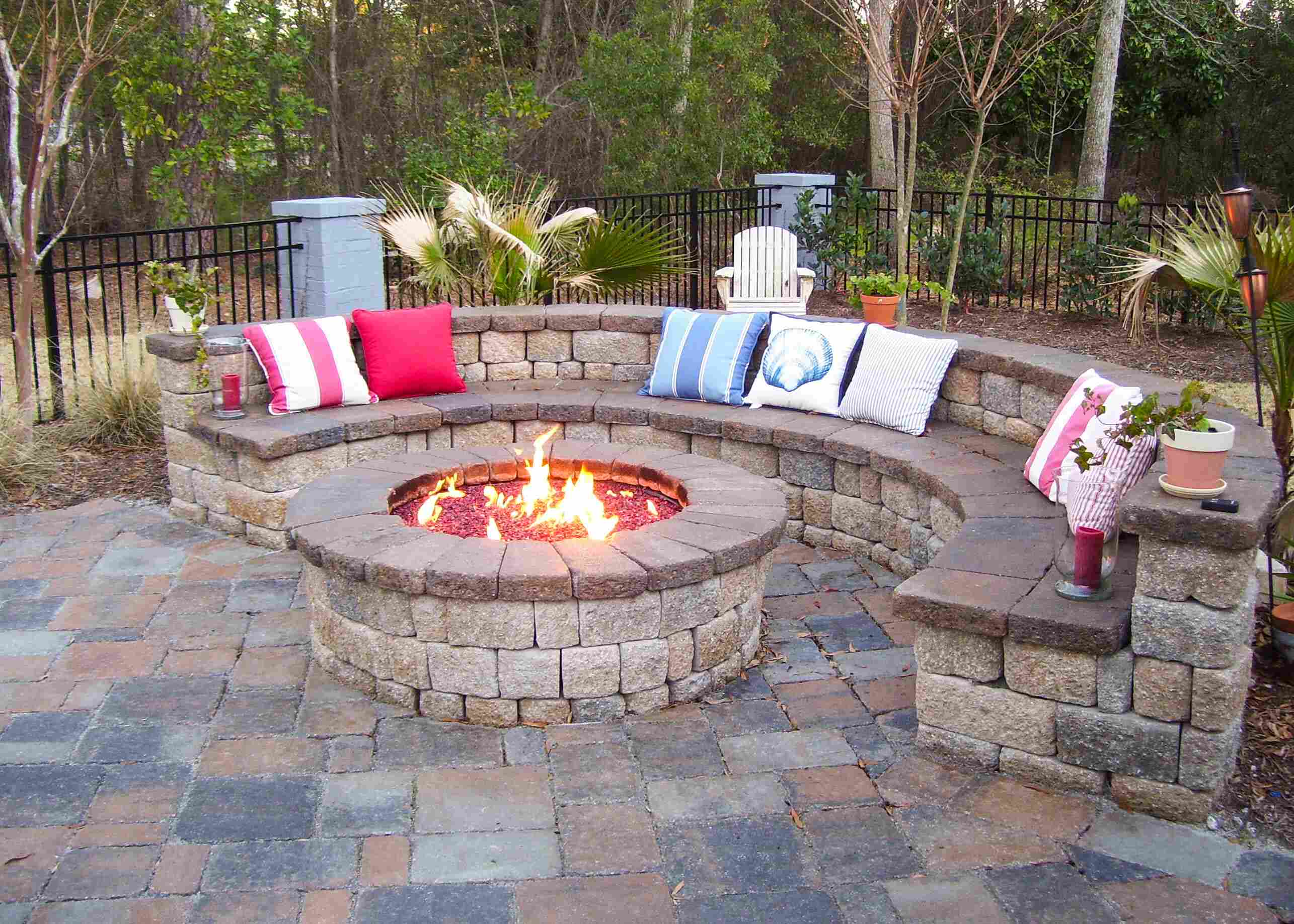 How To Build A Firepit In Your Backyard