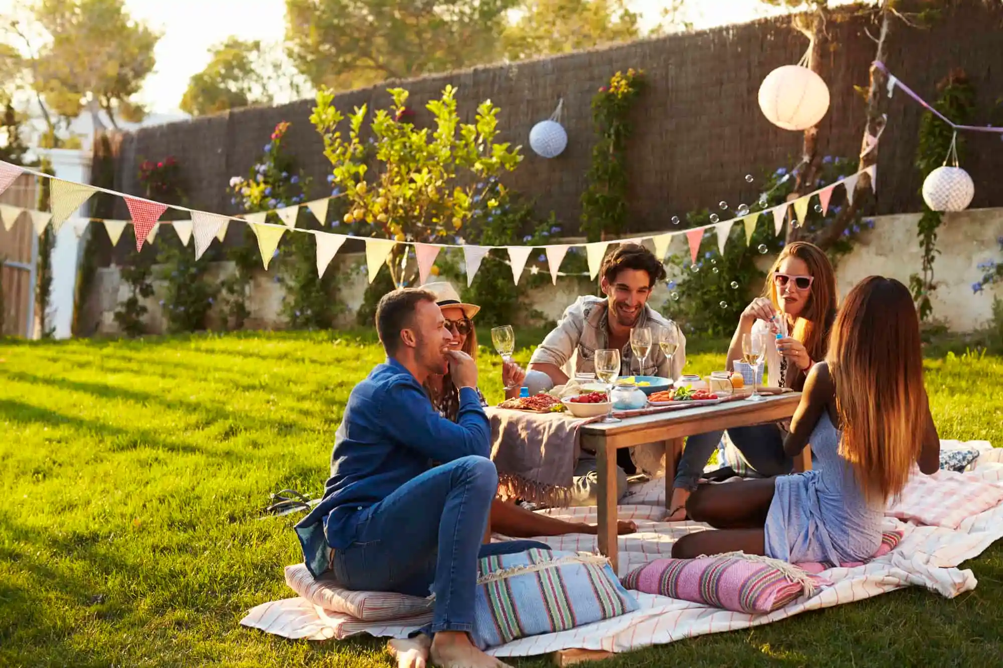 How To Throw A Backyard Party