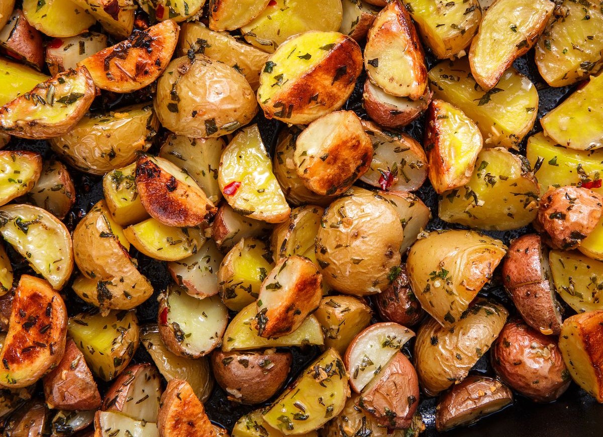 What Herbs Go With Potatoes