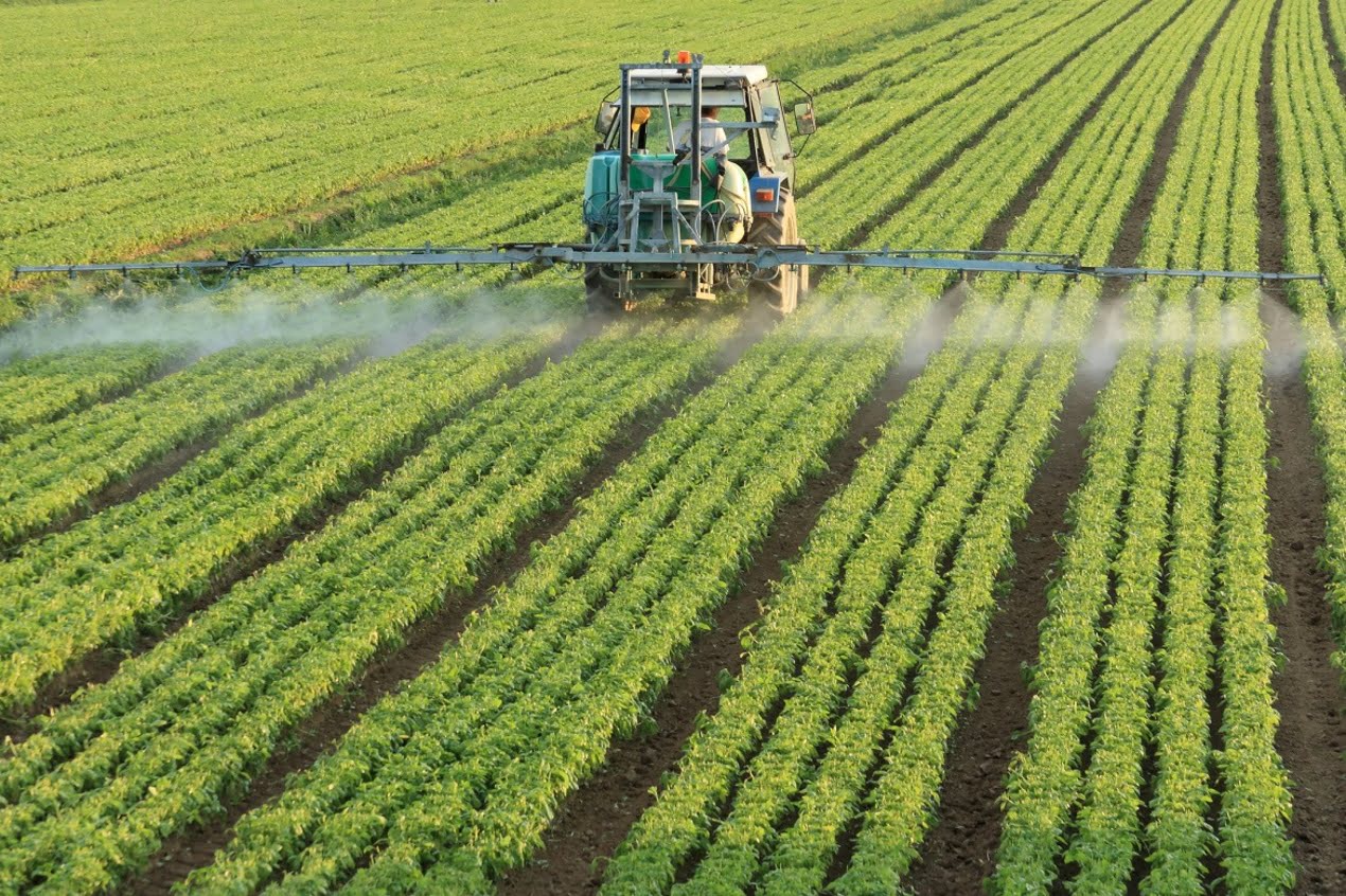 What Time Of Year Do Farmers Spray Pesticides