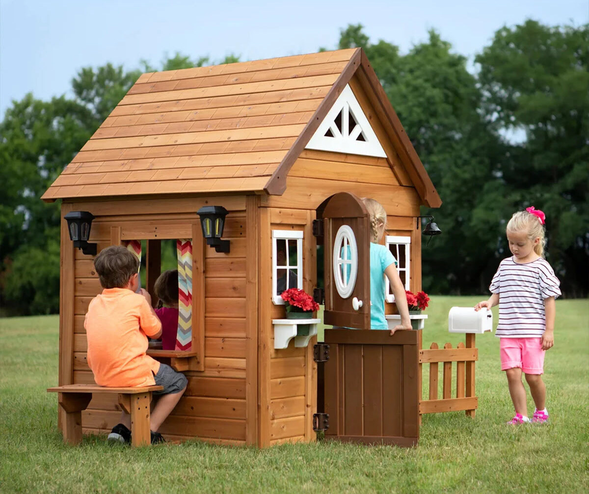 11 Superior Backyard Discovery Playhouse for 2024