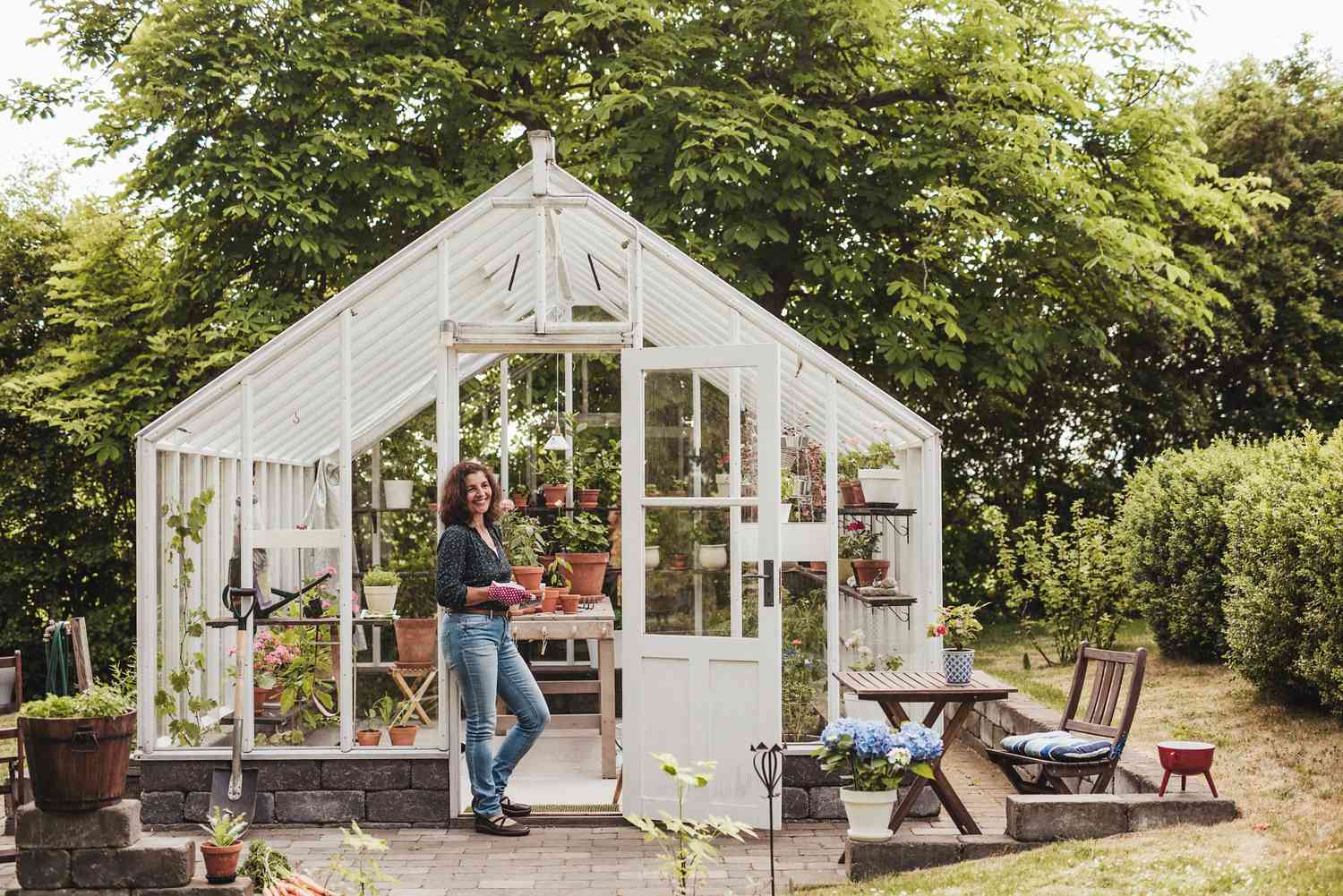 13 Amazing Outdoor Greenhouse for 2024