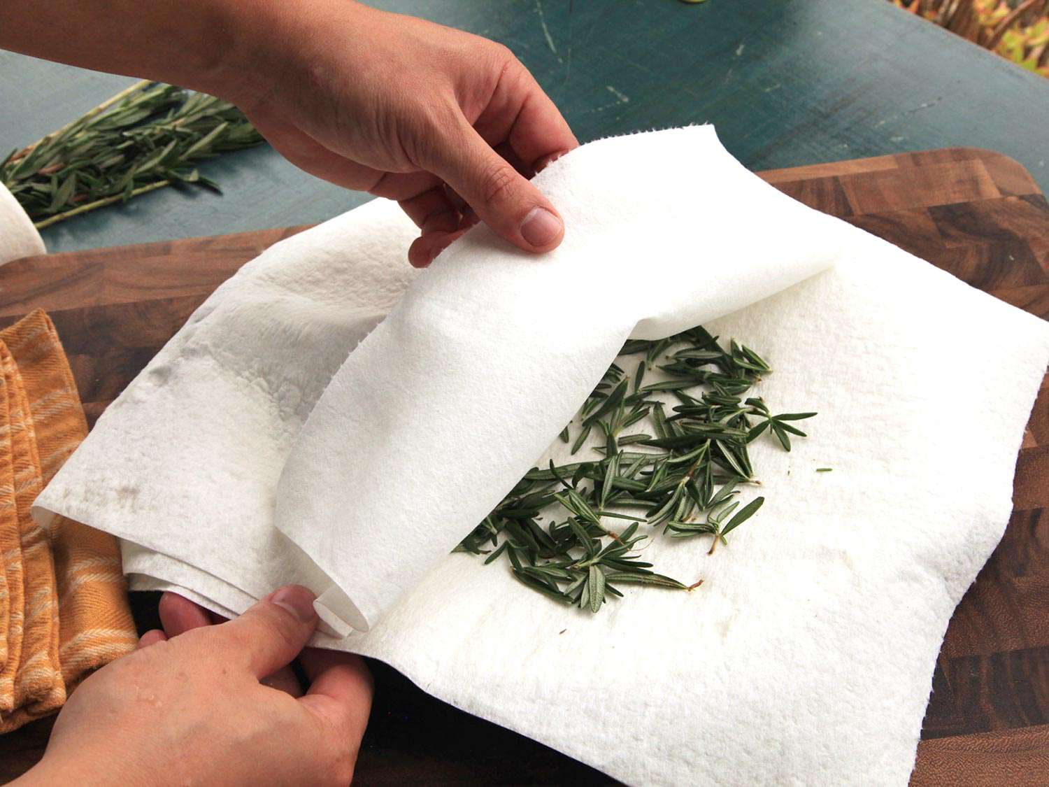 How To Dry Rosemary In Microwave